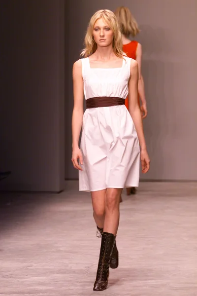 Look 17